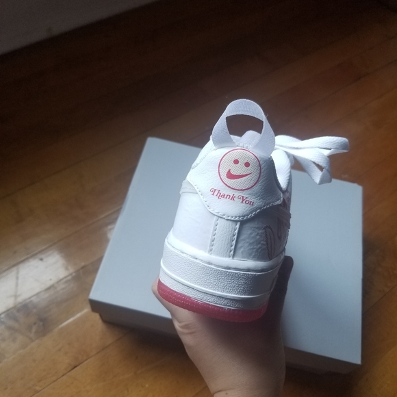 Brand new Air Force 1 GS 4Y "Thank you" - Picture 2 of 3